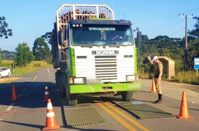  Grande operação policial no acesso para Volta Grande