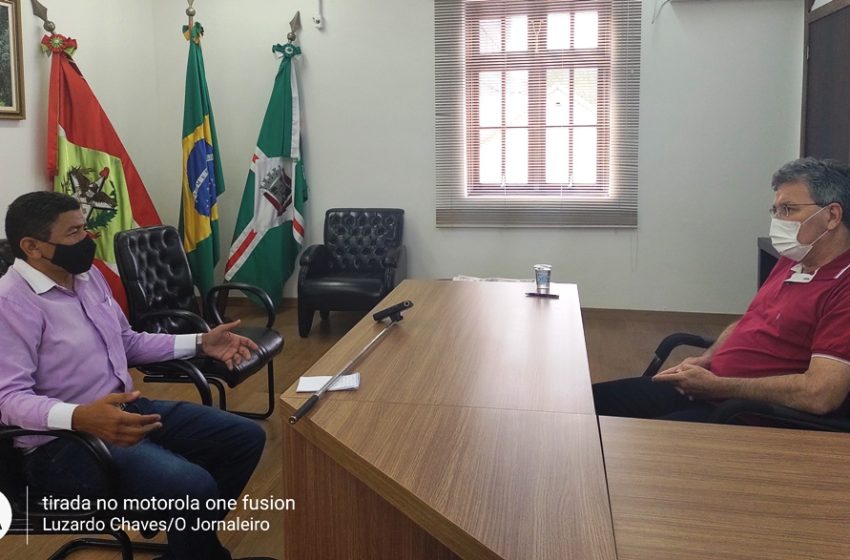  Política: Câmara…Hélio…Obras…Peschiski…