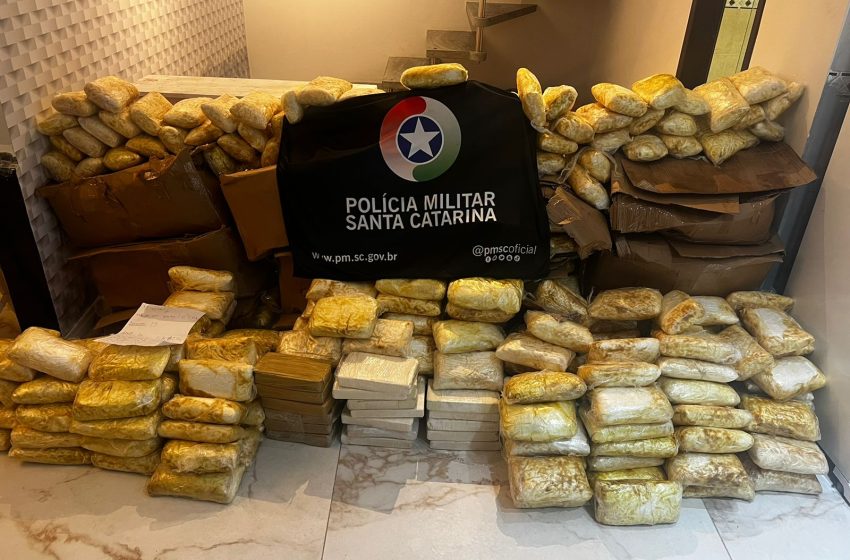  Jovem é preso com 730 quilos de drogas no Litoral Norte de SC