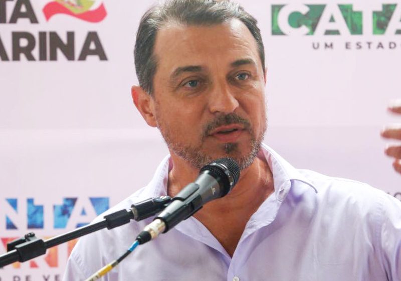  Moisés  anuncia em vídeo fim da obrigatoriedade de máscaras