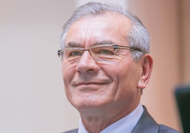  Pausa para comemorar e agradecer pela vida