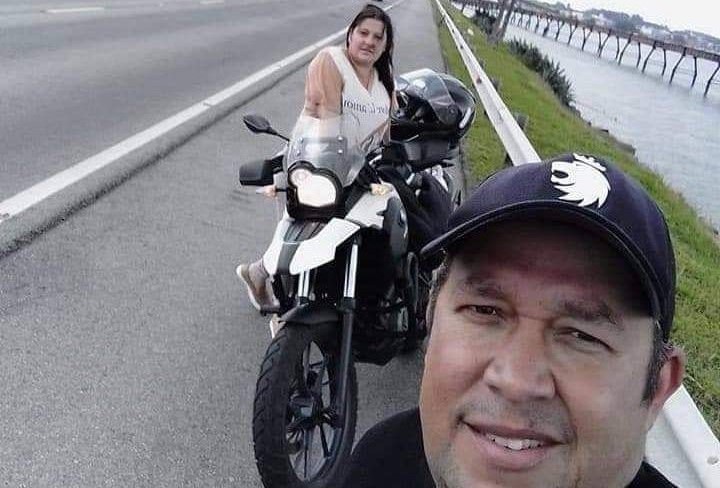 Casal perde a vida em acidente com moto