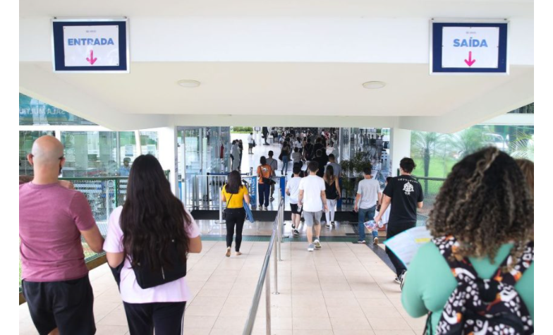  Começa nesta segunda-feira (4) o prazo para pedir isenção no Enem