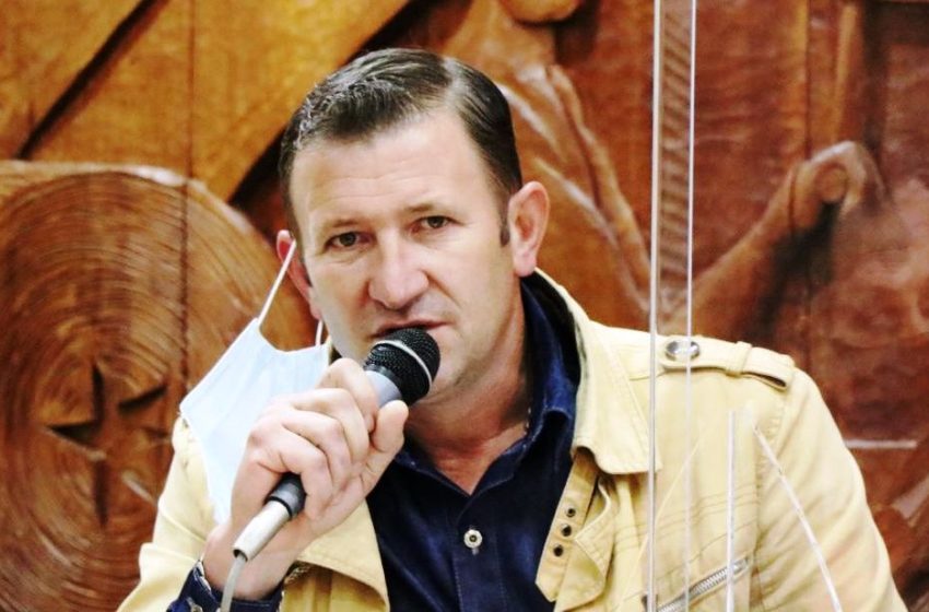  Vereador Peschiski ainda tem saída