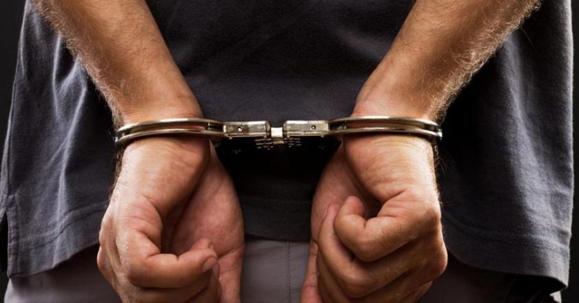  SIRENE LIGADA: 2 mortes por facada…incêndio…motoca morto