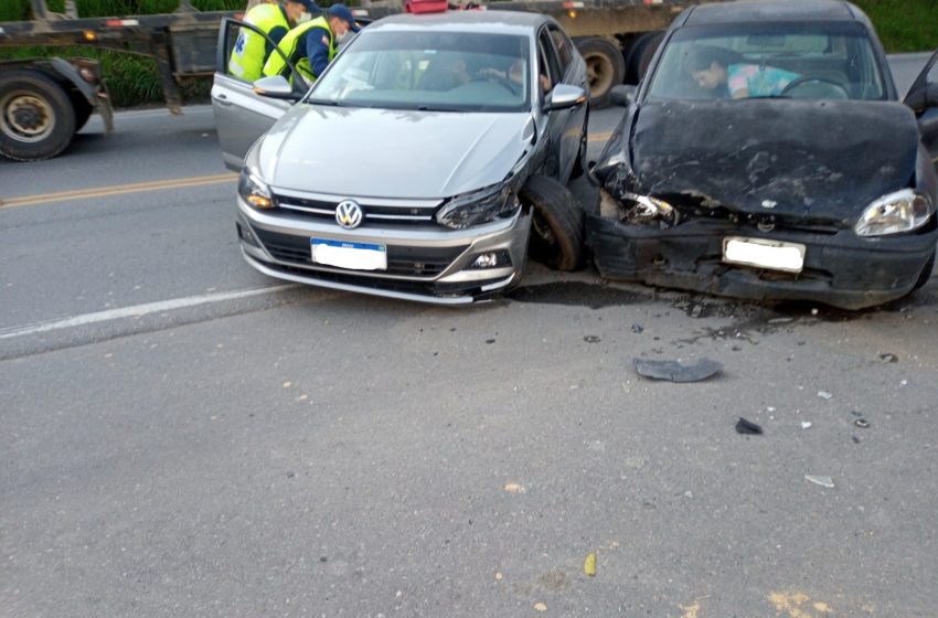  Acidente no Colonial deixa três feridos