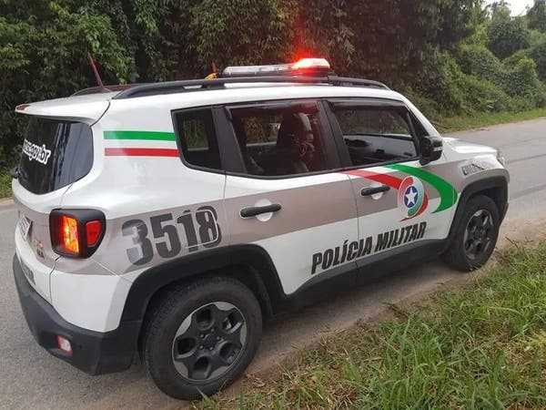  Marido flagrado com a amante agride esposa e vai preso