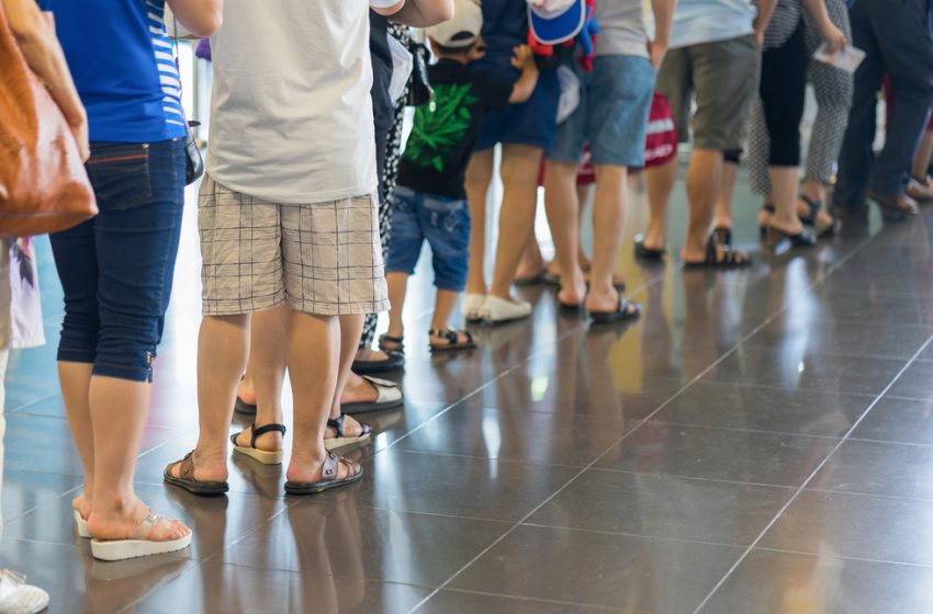  Procon notifica bancos para NÃO deixarem clientes na rua