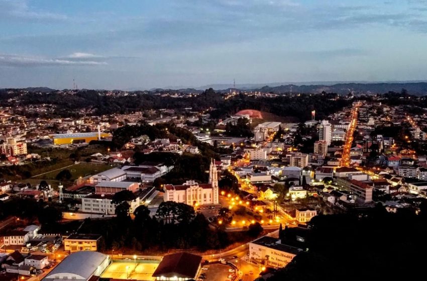  Mapeamento das áreas para a implantação do sistema de  geoprocessamento inicia