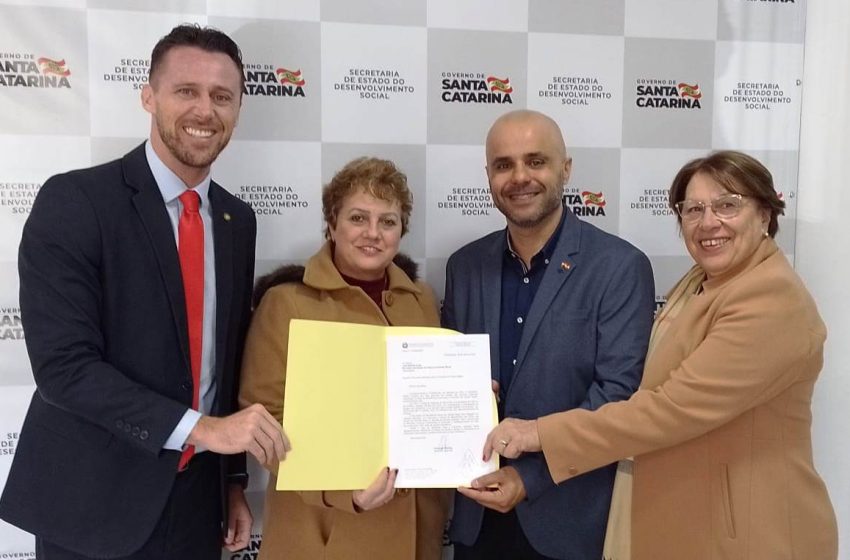  POLÍTICA: Dreveck…Lutz…Candidatos…Brasília…Floripa