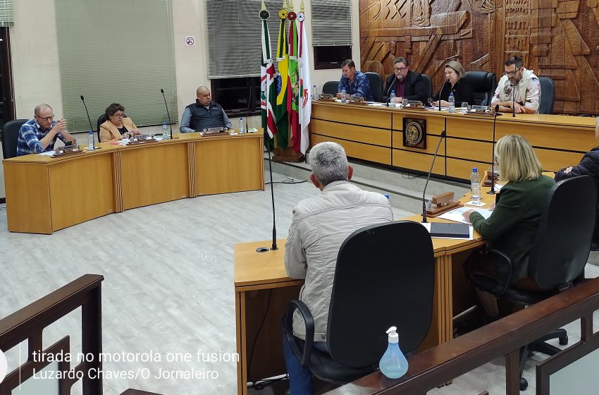  Pedido de cassação de vereador lido na Sessão