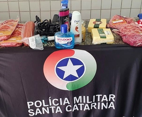  Roubou tanto que nem lembrava de onde eram os produtos