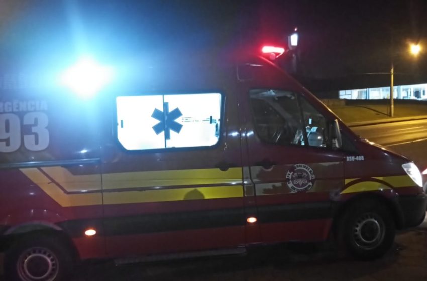  Acidente na madrugada deixa mulher ferida