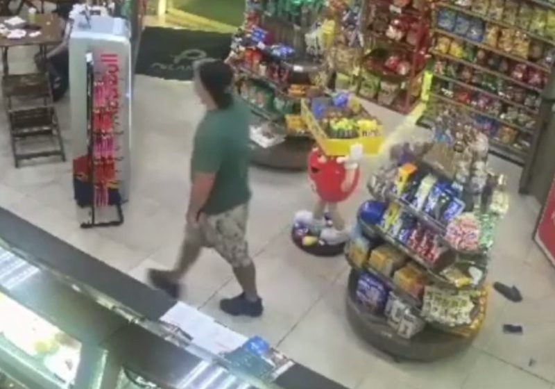  Vídeo: policial federal mata uma pessoa e baleia outras três em posto de Curitiba