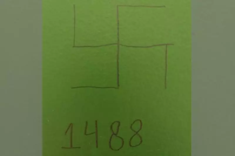  Desenho de suástica é encontrado em banheiro de universidade