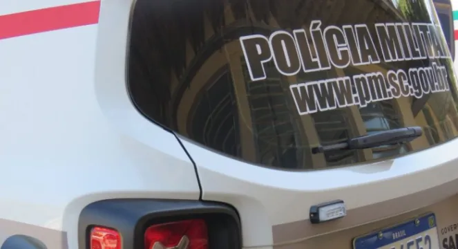  Deixou filho de 8 anos sozinho em casa e foi parar na delegacia