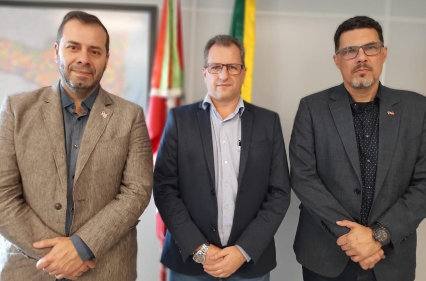  Fundação Hospitalar com Secretário de Estado da Saúde