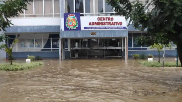  Várias cidades catarinenses entram em “estado de enchente”