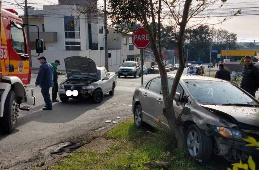  Criança de quatro ano fica ferida em acidente de carro