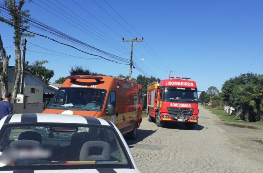  Acidente entre carro e moto deixa um ferido