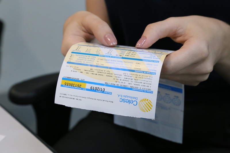  AUMENTO: Celesc anuncia aumento na conta de energia elétrica para o consumidor