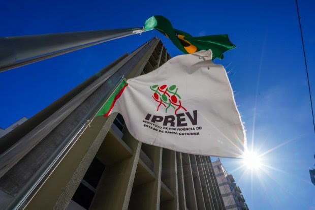  Governo de SC desobriga prova de vida para aposentados e pensionistas