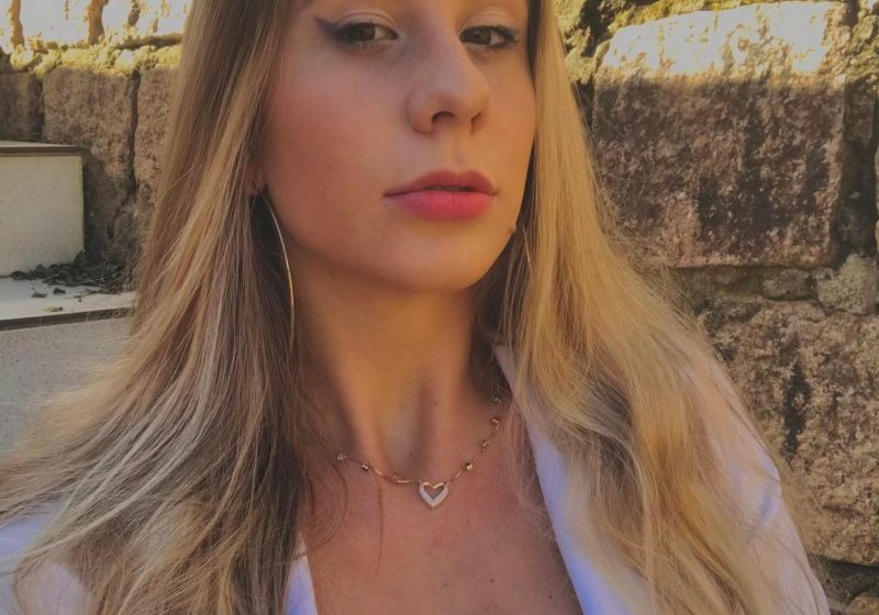  Suspeito de assassinar a esposa e bebê de 3 meses deve se entregar à polícia