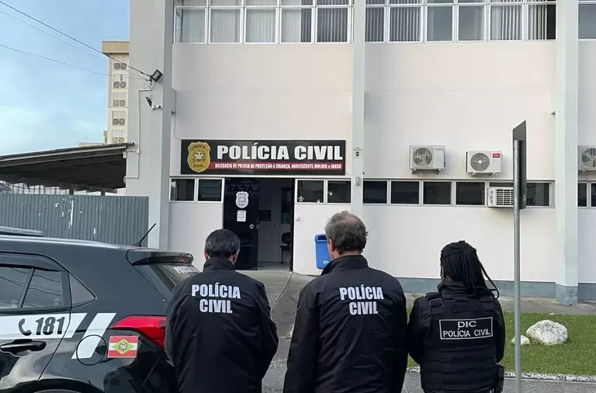  Foragido por matar companheira esfaqueada na frente do filho é preso em SC