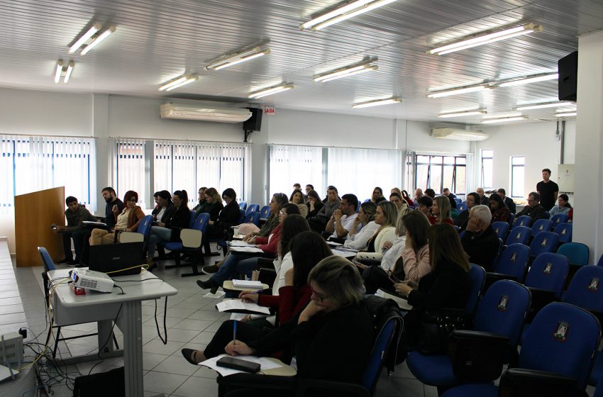  Encontro reúne lideranças da saúde da região