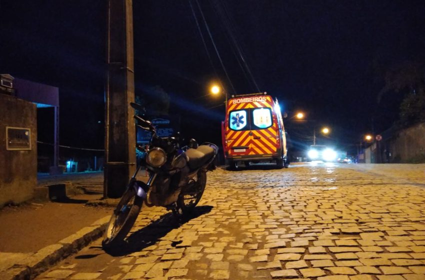  Motoqueiro se feriu em acidente no bairro Serra Alta