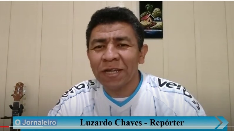  Álbum e figurinhas da Copa já estão nas bancas