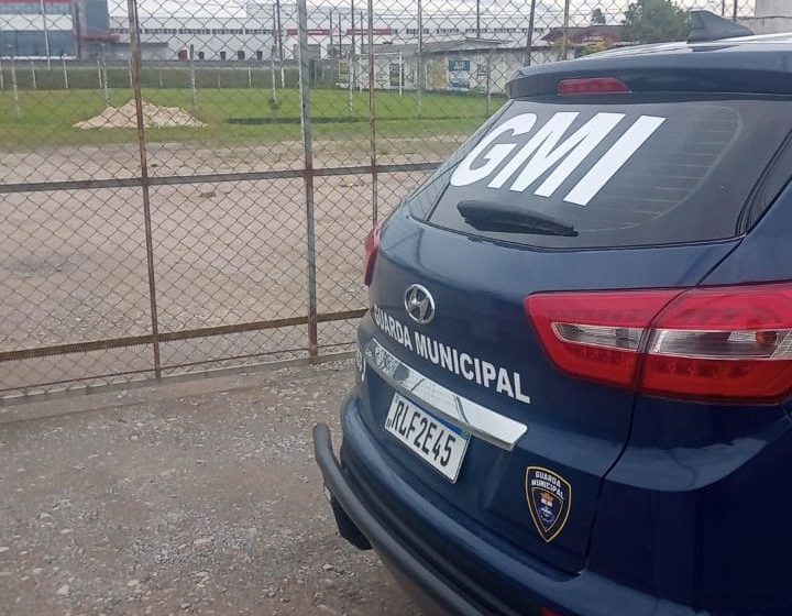  Jogador sofre parada cardíaca e morre durante partida de futebol