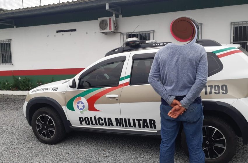   Foragido por homicídio é preso pela PM