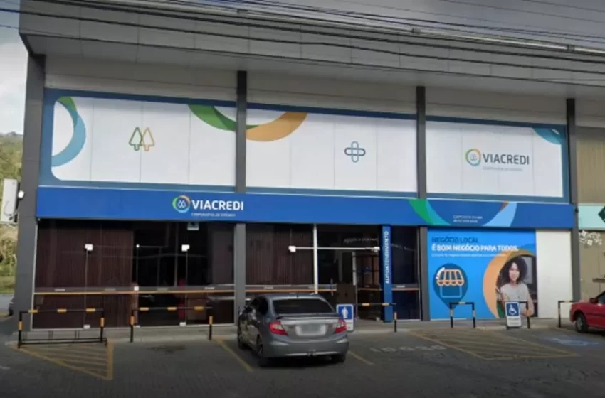  Ex-funcionário furtou cerca de R$ 60 mil de clientes da Viacredi