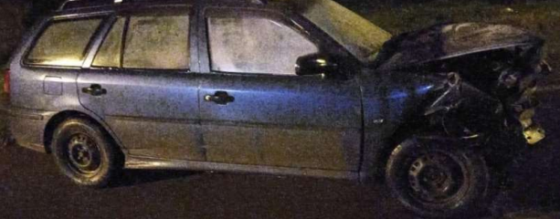  Idoso bate carro após ingerir álcool