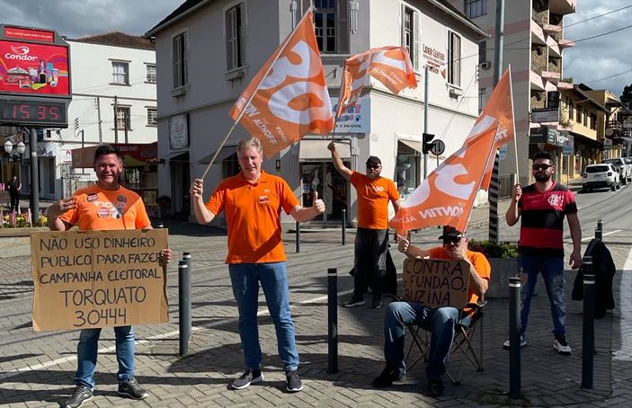  DANIEL LUTZ: “Cidadão anseia por mudanças”