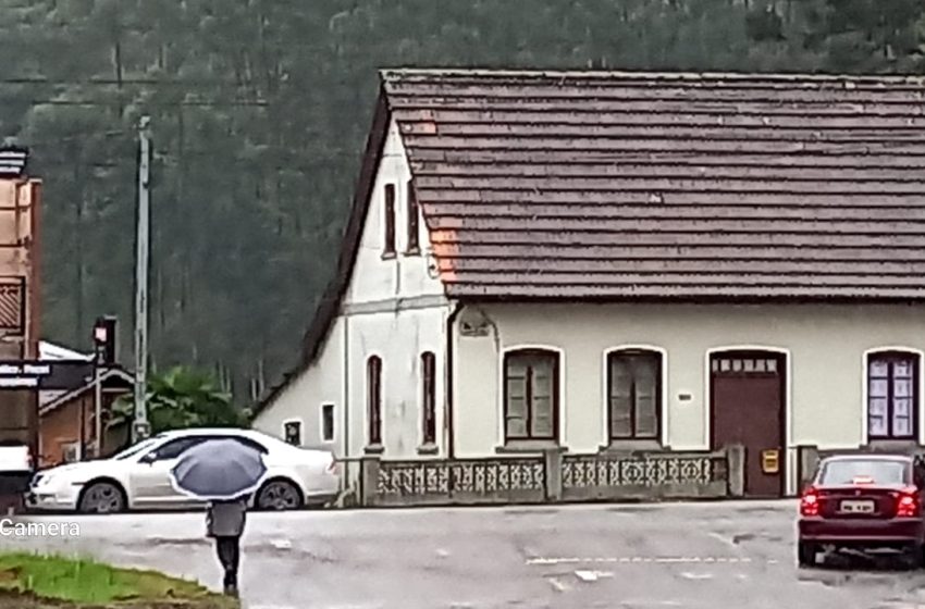  Inmet coloca 112 cidades de SC sob alerta de tempestade: ‘grande perigo’