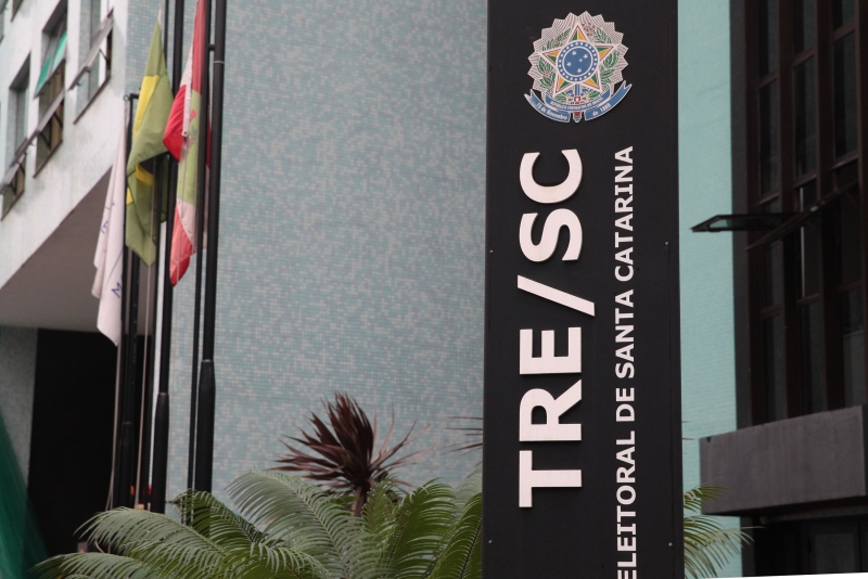  Eleitora denunciou um atendente do TRE por suposto insulto devido ao seu sobrepeso