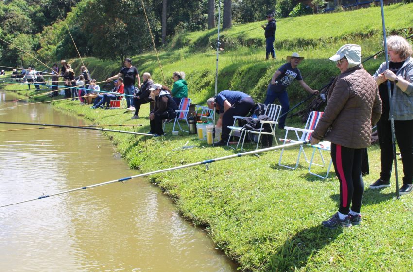  Movimento de Casais realizou pescaria anual