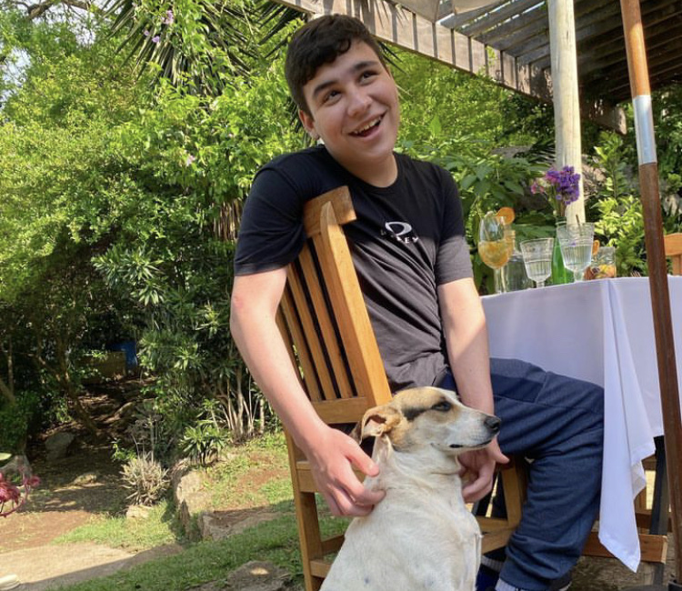 Novo “desafio” da internet resulta na morte de adolescente ...