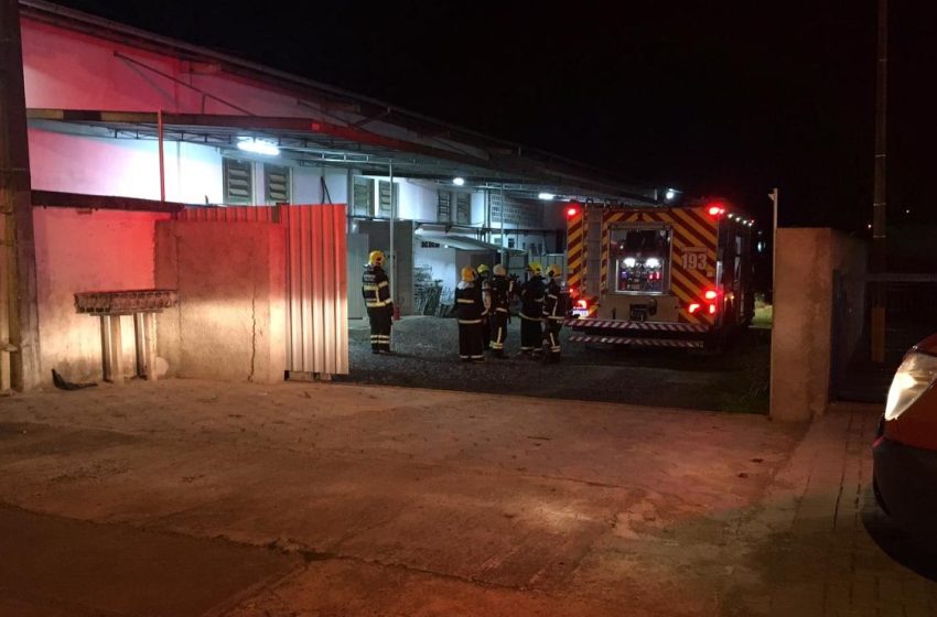  Incêndio em fábrica de São Bento