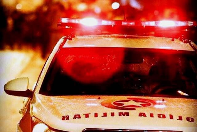  Após matar a mãe, homem mata o pai e foge