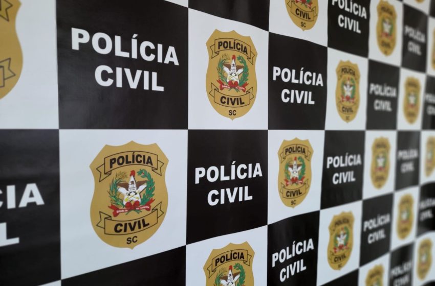  Acusados de matar jovem a facadas são presos