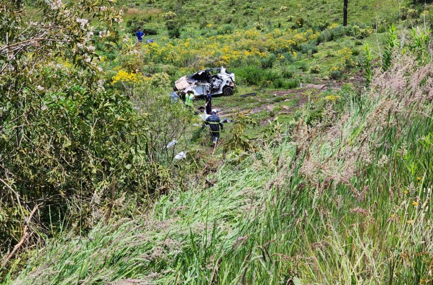  Homem morre após ser arremessado a mais de 20 metros do carro em acidente
