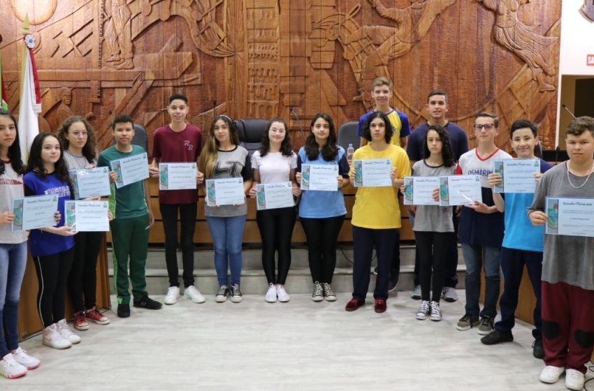  Vereadores Mirins tomam posse na quarta-feira