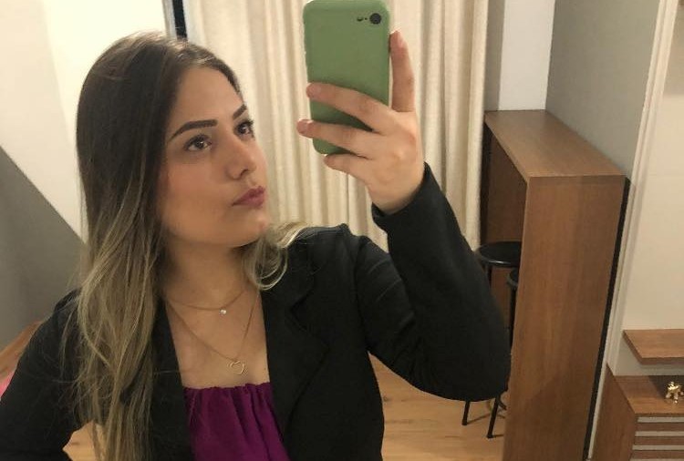  Comoção em sepultamento de jovem