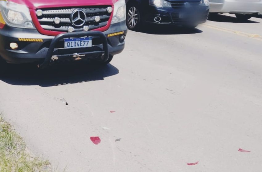  Motocicleta e automóvel colidem em Rio Negrinho