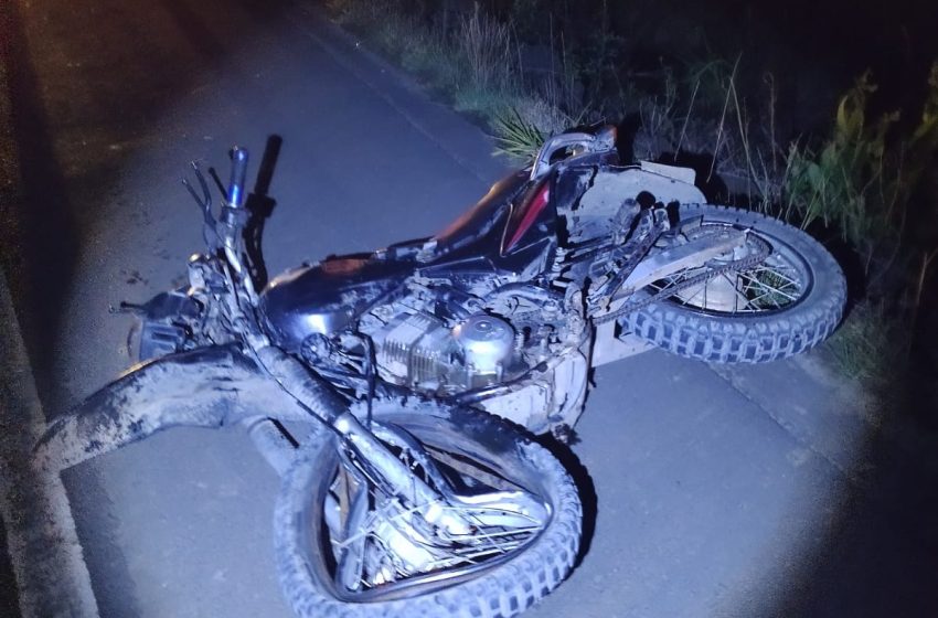  Jovem morre em Colisão frontal entre carro e moto