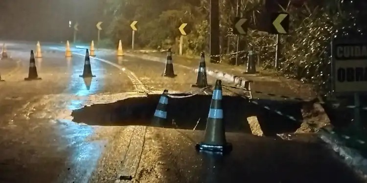  BR-280 é liberada no sistema “Siga e Pare”