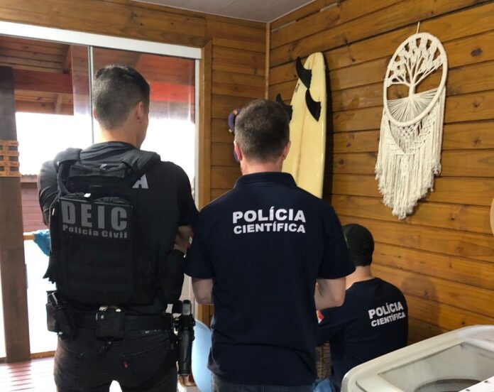  Operação busca tirar pedófilos de circulação